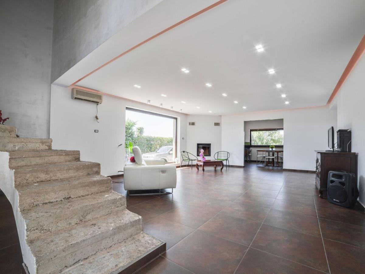 Belvilla By Oyo Modern Villa In Nissoria With Pool Ngoại thất bức ảnh