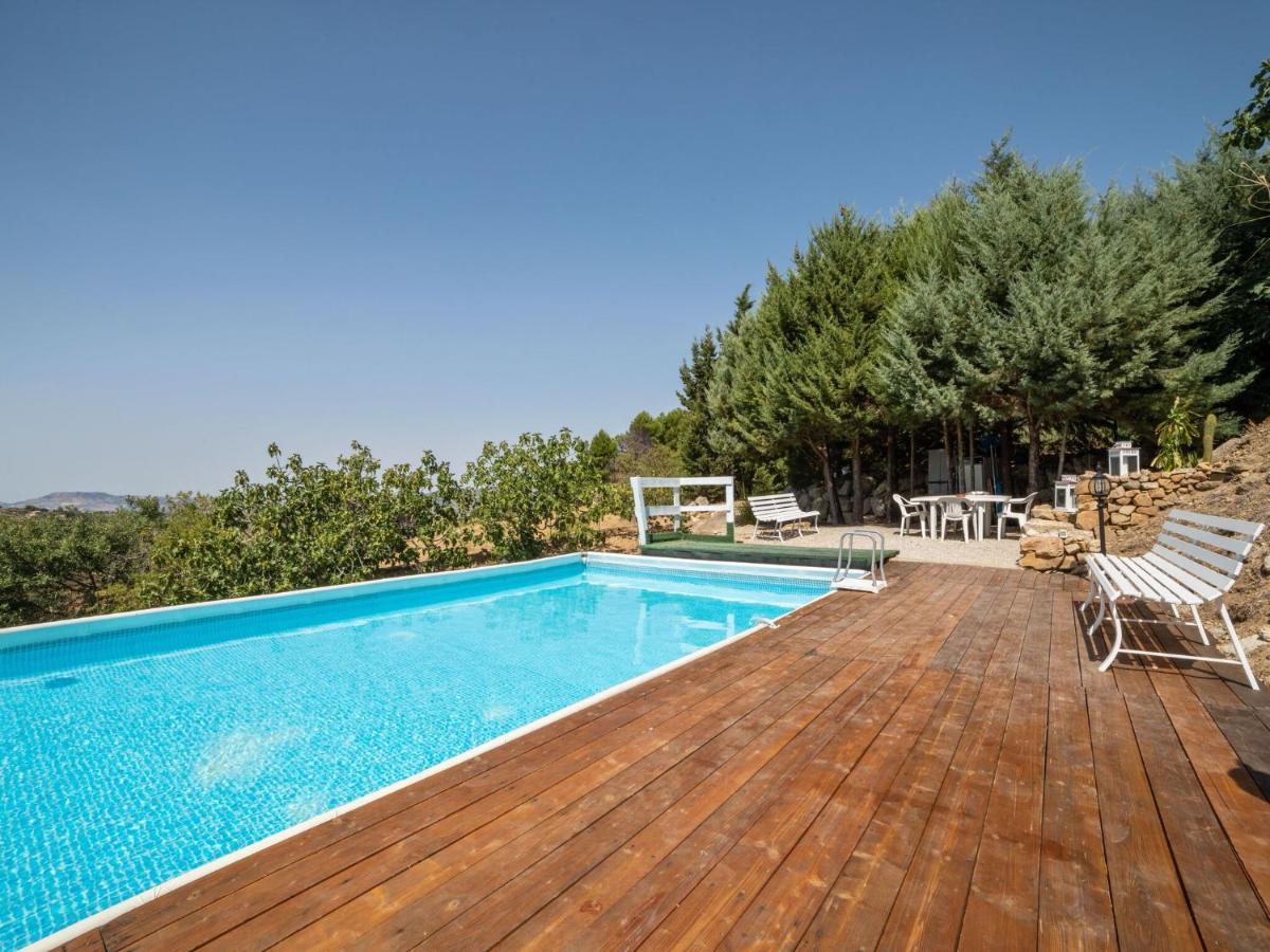 Belvilla By Oyo Modern Villa In Nissoria With Pool Ngoại thất bức ảnh