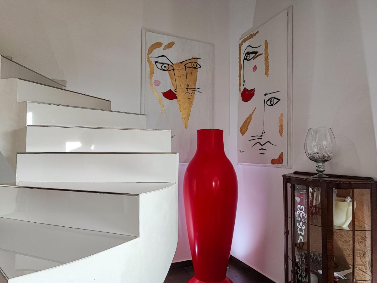 Belvilla By Oyo Modern Villa In Nissoria With Pool Ngoại thất bức ảnh